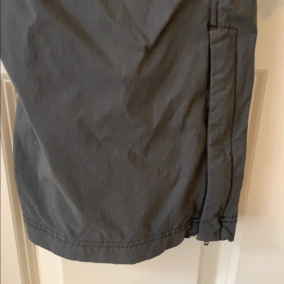 Royal Robbins Travel Pants - 36x30 - Gray - Picture 6 of 7